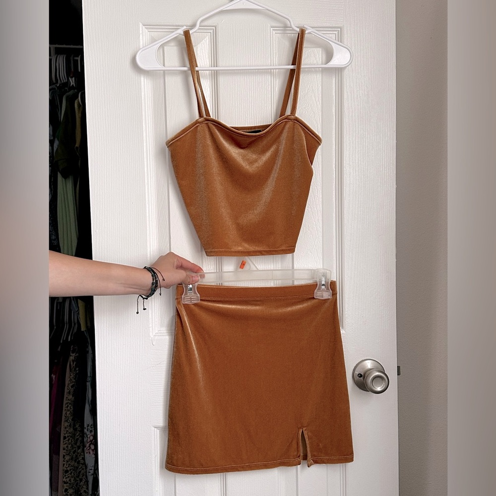 Two piece gold set